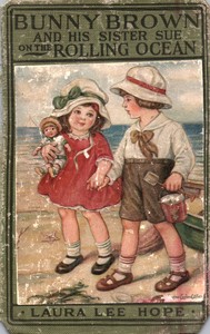 Book cover of "Bunny Brown and his sister Sue on the rolling ocean"